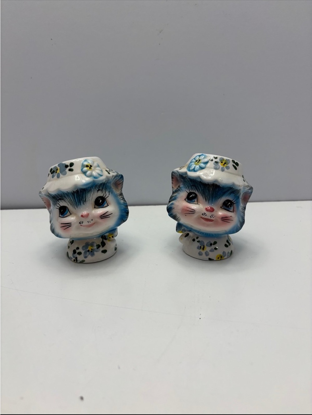 Vintage Lefton Miss Priss Kitty Cat Salt and Pepper Shakers